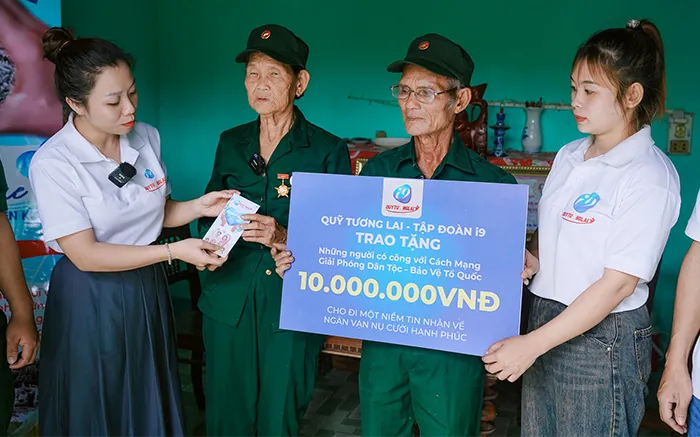 Hỗ trợ khách hàng chuyên nghiệp 24/7 của 79king 1